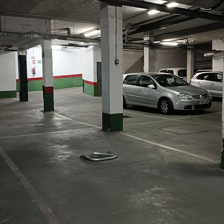 Sherryflat Caballeros - Parking เฮเรซ เด ลาฟรอนเตรา ภายนอก รูปภาพ